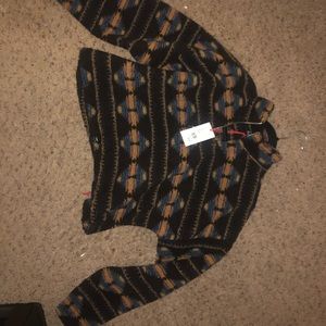 NWT BDG UO Crop Sweater